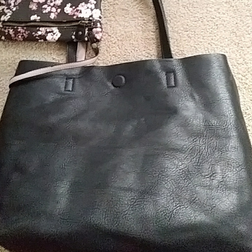 G.H. Bass tote/purse with detachable pouch, reversible
